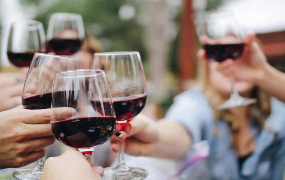 Experts Say Drinking Red Wine Could Protect the Heart