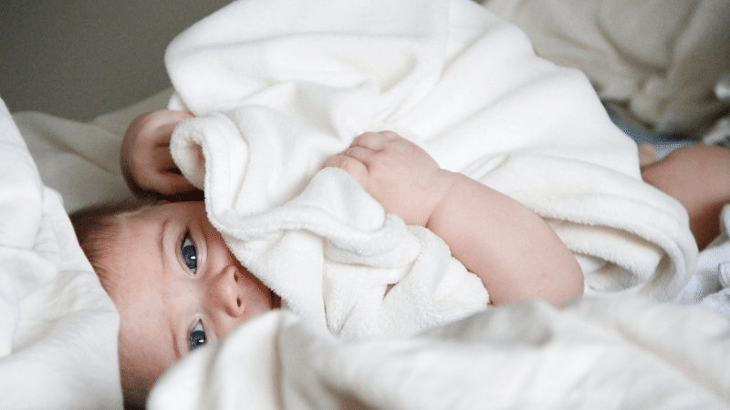 Newborn Babies’ Smell Has Opposite Effects on Parents